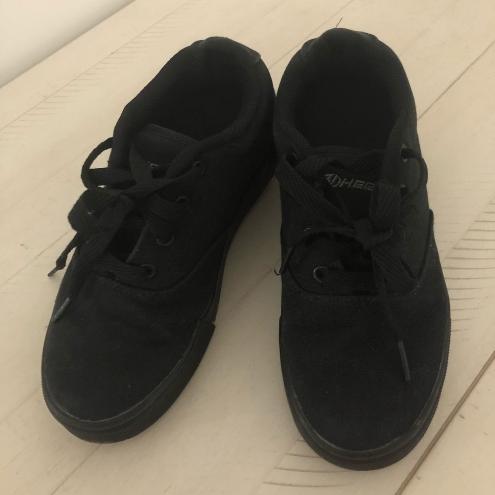 Kids Black Heely’s